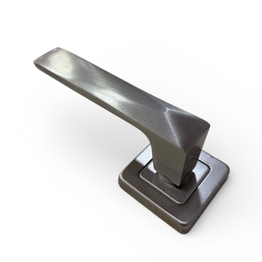 Hırsan Almira Rozetli Kapı Kolu Saten (Takım) Wc