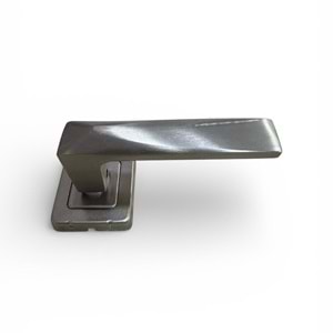 Hırsan Almira Rozetli Kapı Kolu Saten (Takım) Wc