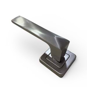 Hırsan Almira Rozetli Kapı Kolu Saten (Takım) Wc